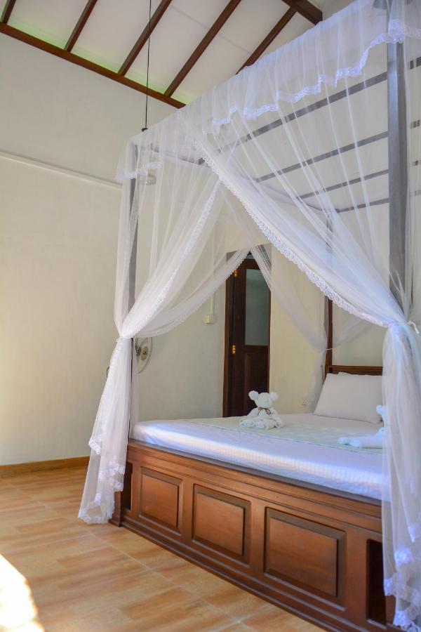 Groot Apartment Hikkaduwa